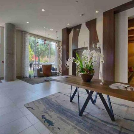 Htown Downtown Oasis Apartment Houston Exterior photo